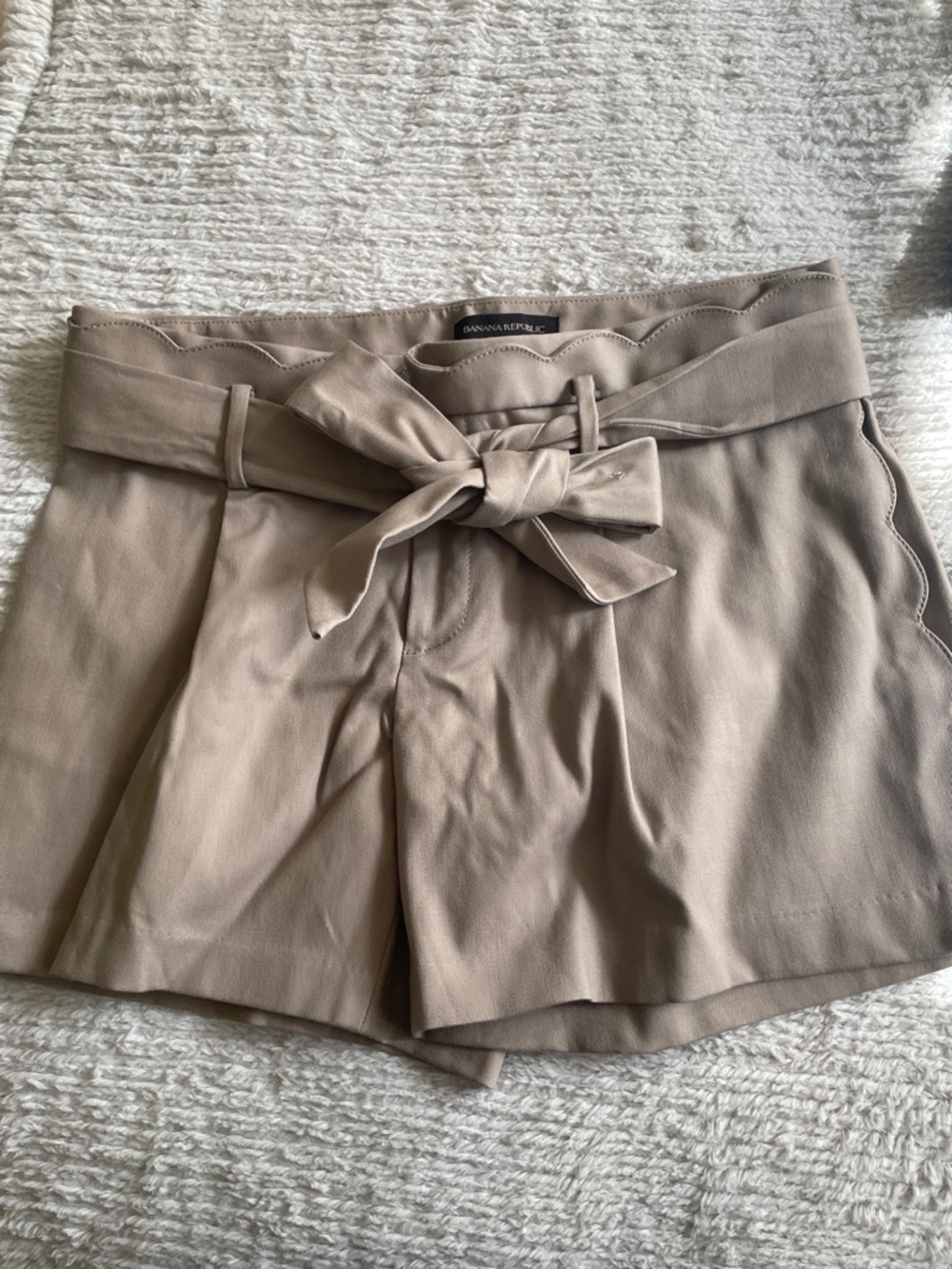 Banana Republic Beige Color with Tie Belt Shorts
